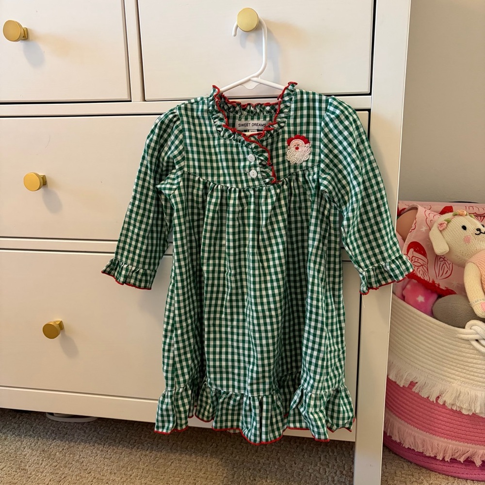 Sweet Dreams Green Gingham Nightgown Size 18 Months